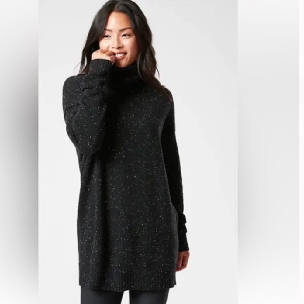 Athleta M Black Speckled Will Cashmere Sweater